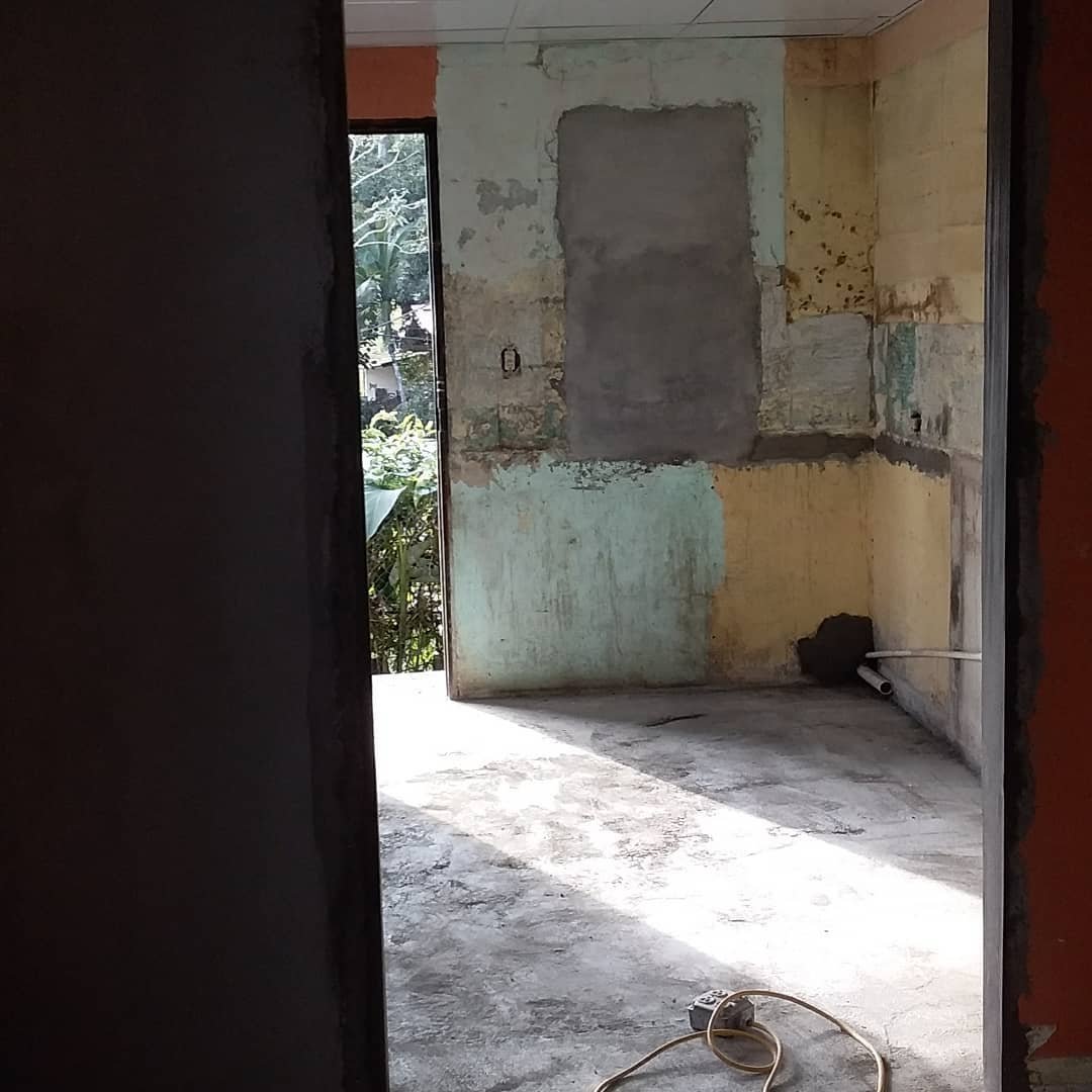 instalacion-de-baldosas-para-cocina-en-panama