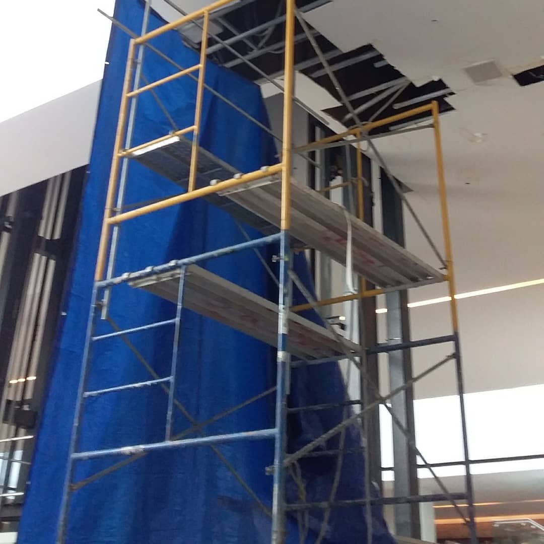 Repararciones-de-cielo-rasos-de-gypsum-en.-centro-comercial-panama